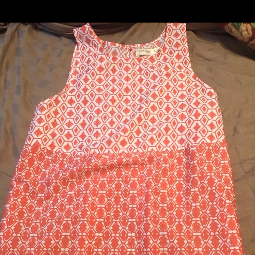 Coral tank top